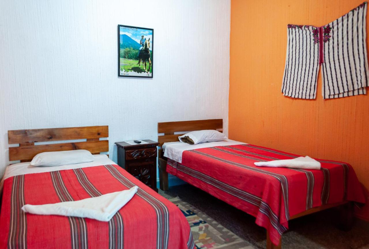 Victorias Hotel Panajachel Eksteriør billede